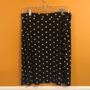 Stretch on Skirt - by Philosophy